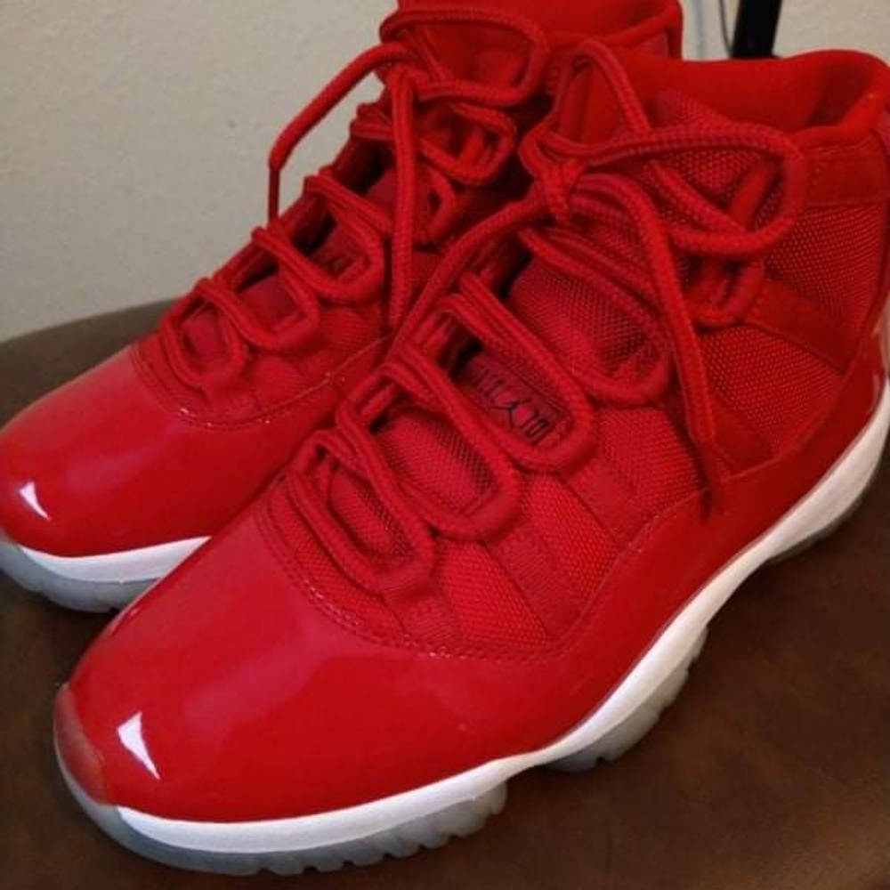 Jordan retro "win like 96" Authentic! Size 10